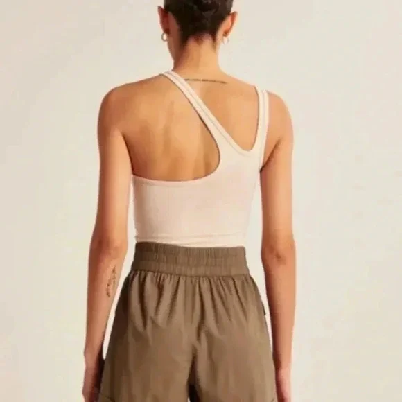 NWOT Abercrombie & Fitch Asymmetrical Cream Bodysuit - Picture 2 of 8